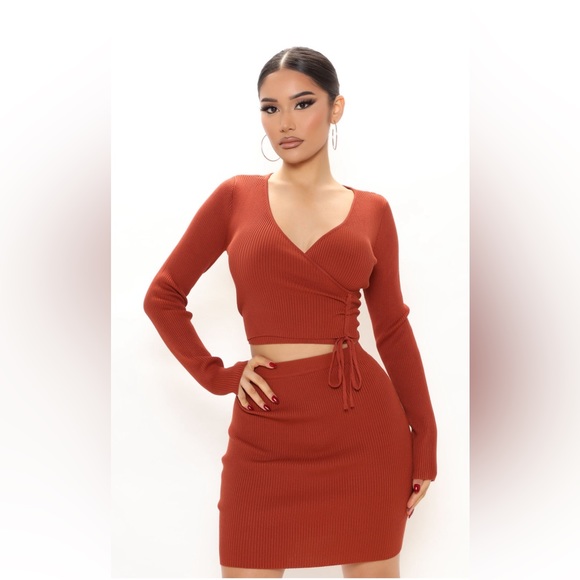 Ruched Skirt Set (adjustable strings) Rust - Picture 2 of 6